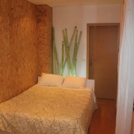 Wave Hostal *